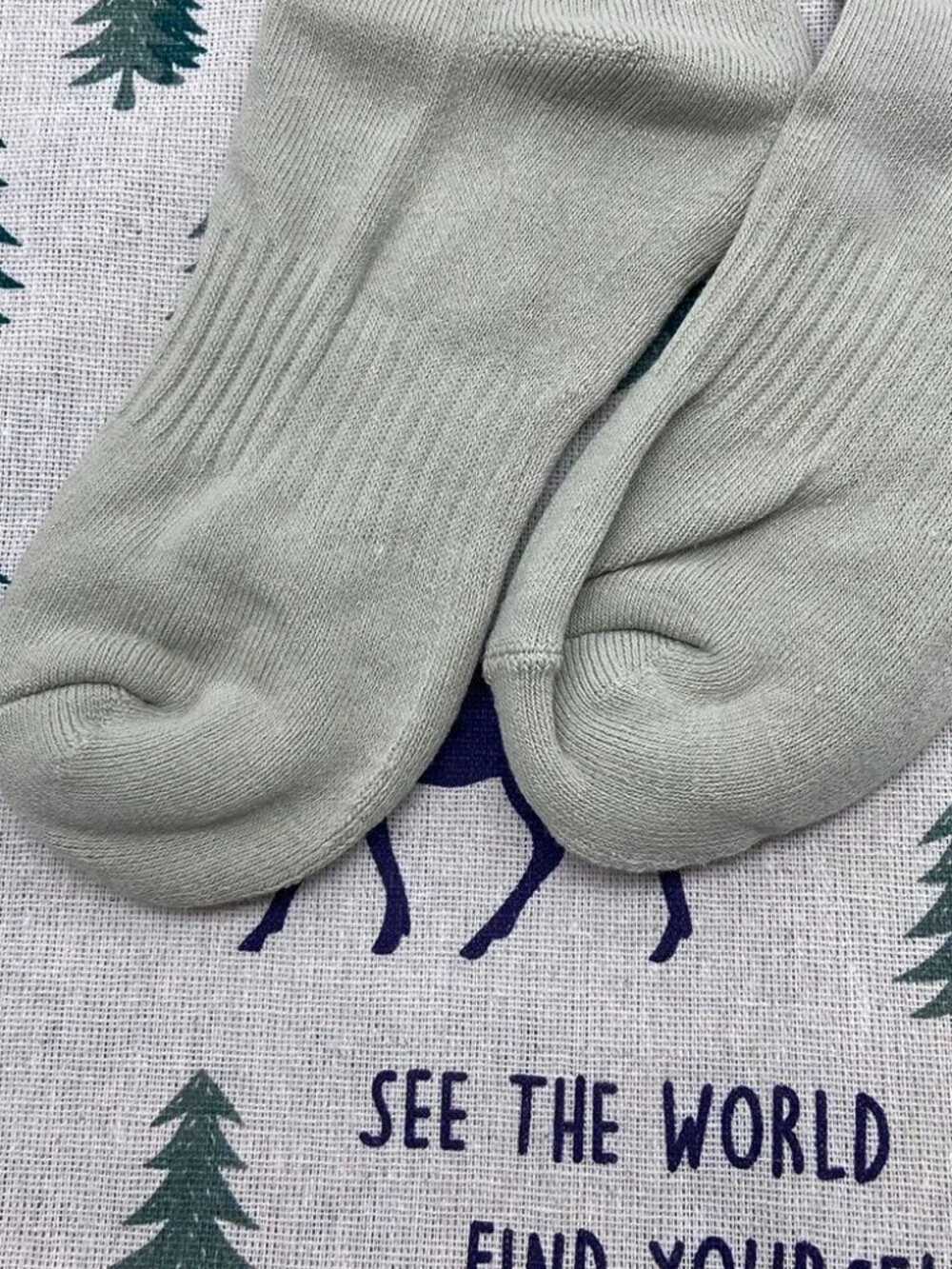 Gallery Dept Orange Logo Print Green Cotton Sports Socks